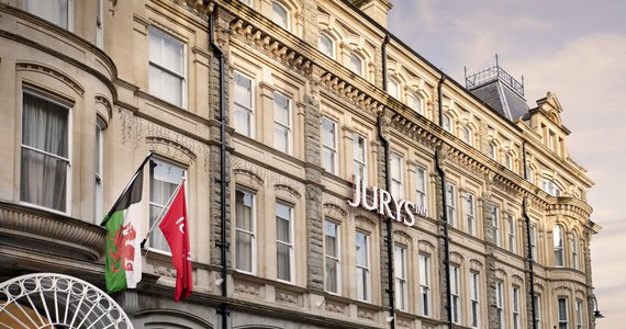 Jurys Inn Cardiff Exterior