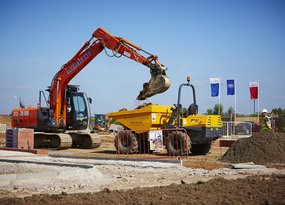 _17A5883 - TW Lifestyle - Construction Warwick 2 LR
